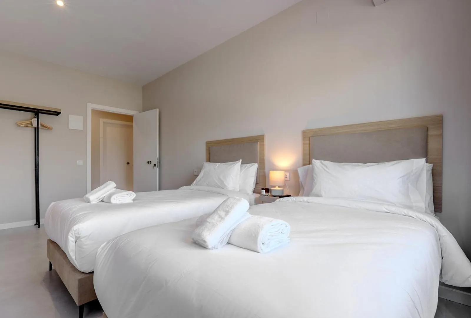 Hostal Puerta Almar Estepona