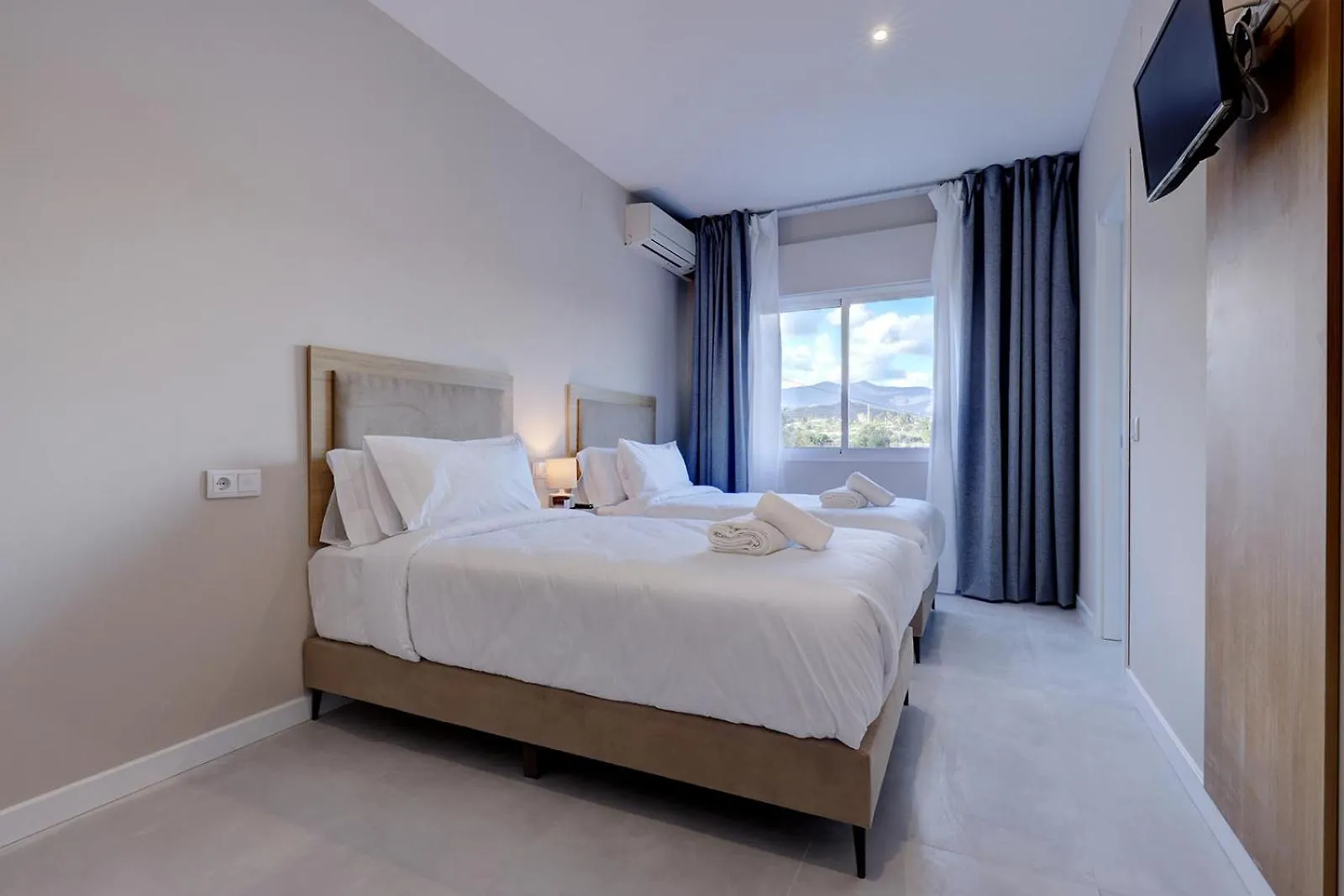 Hostal Puerta Almar Estepona 0*,  Spain