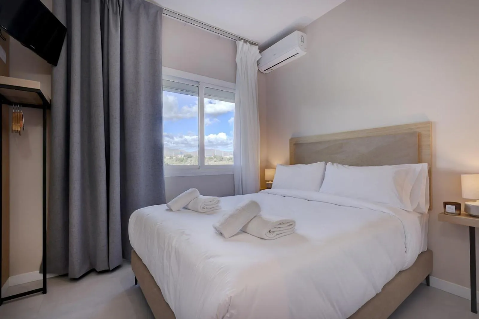 Hostal Puerta Almar Estepona 0*,