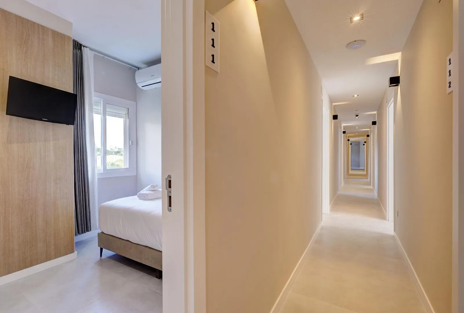 Guest house Hostal Puerta Almar Estepona Spain