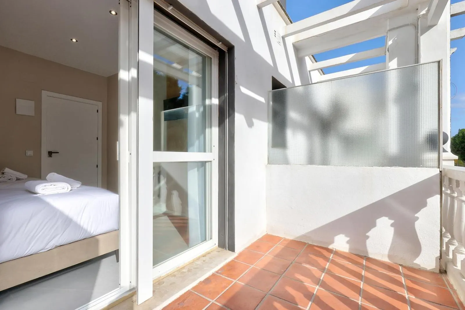 Hostal Puerta Almar Estepona 0*,