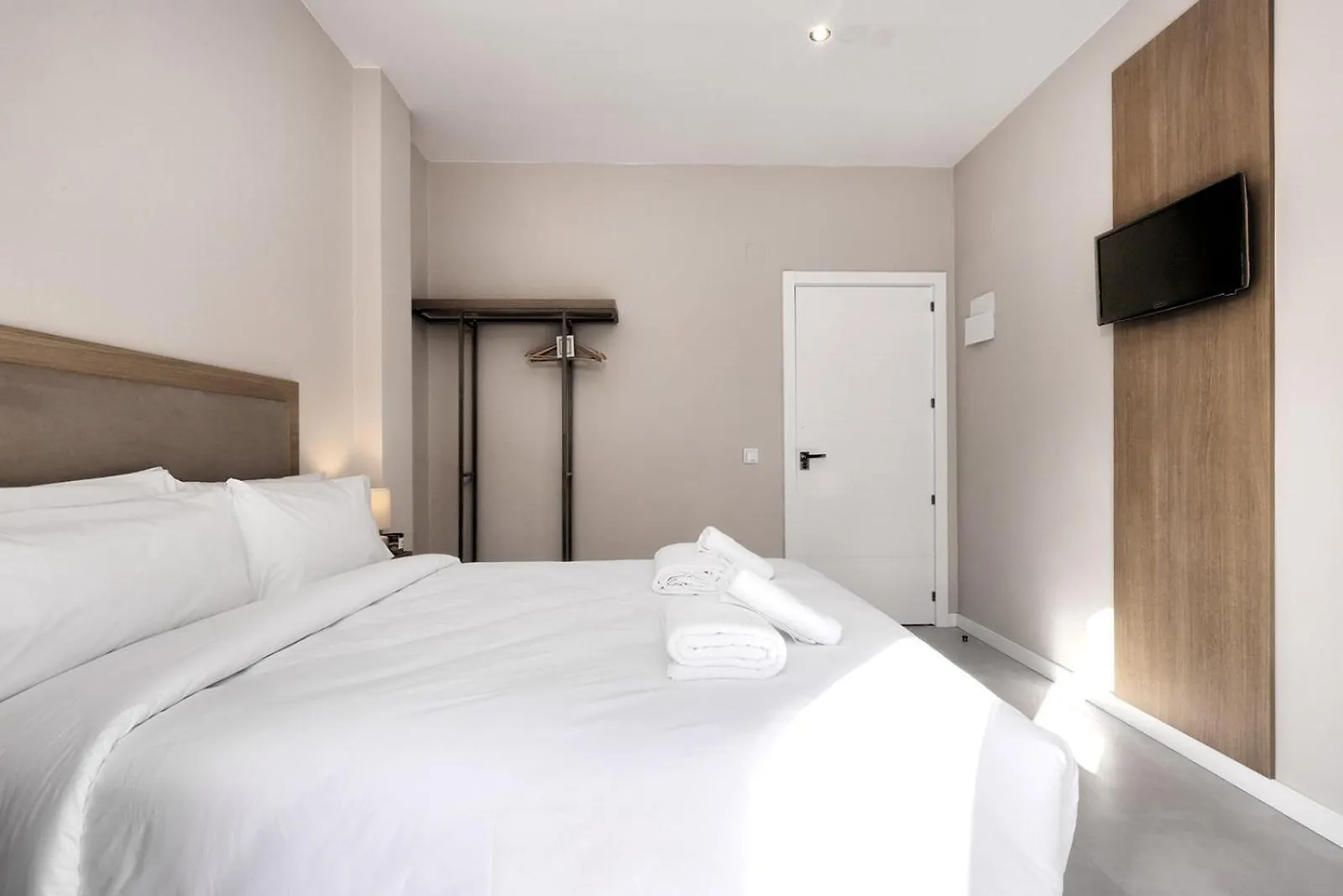 Hostal Puerta Almar Estepona Guest house