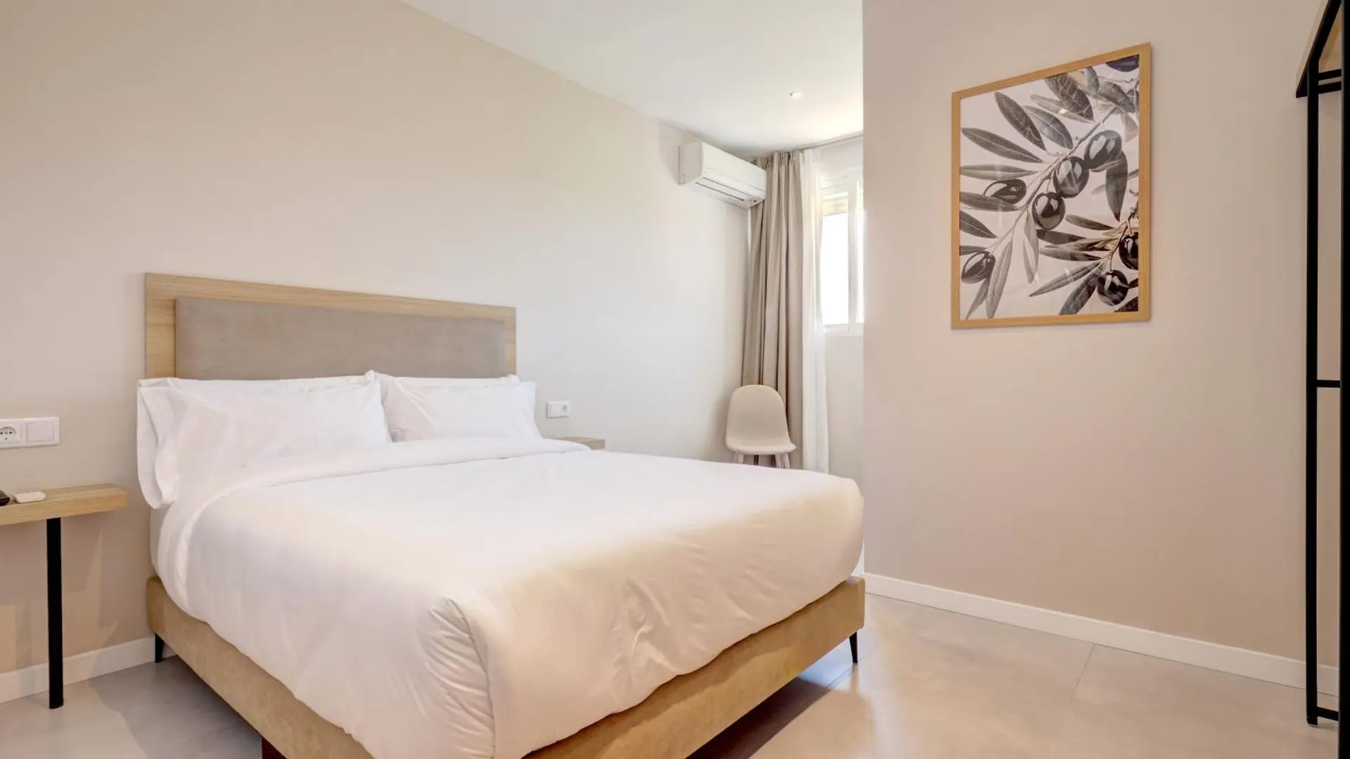 Hostal Puerta Almar Estepona Spain