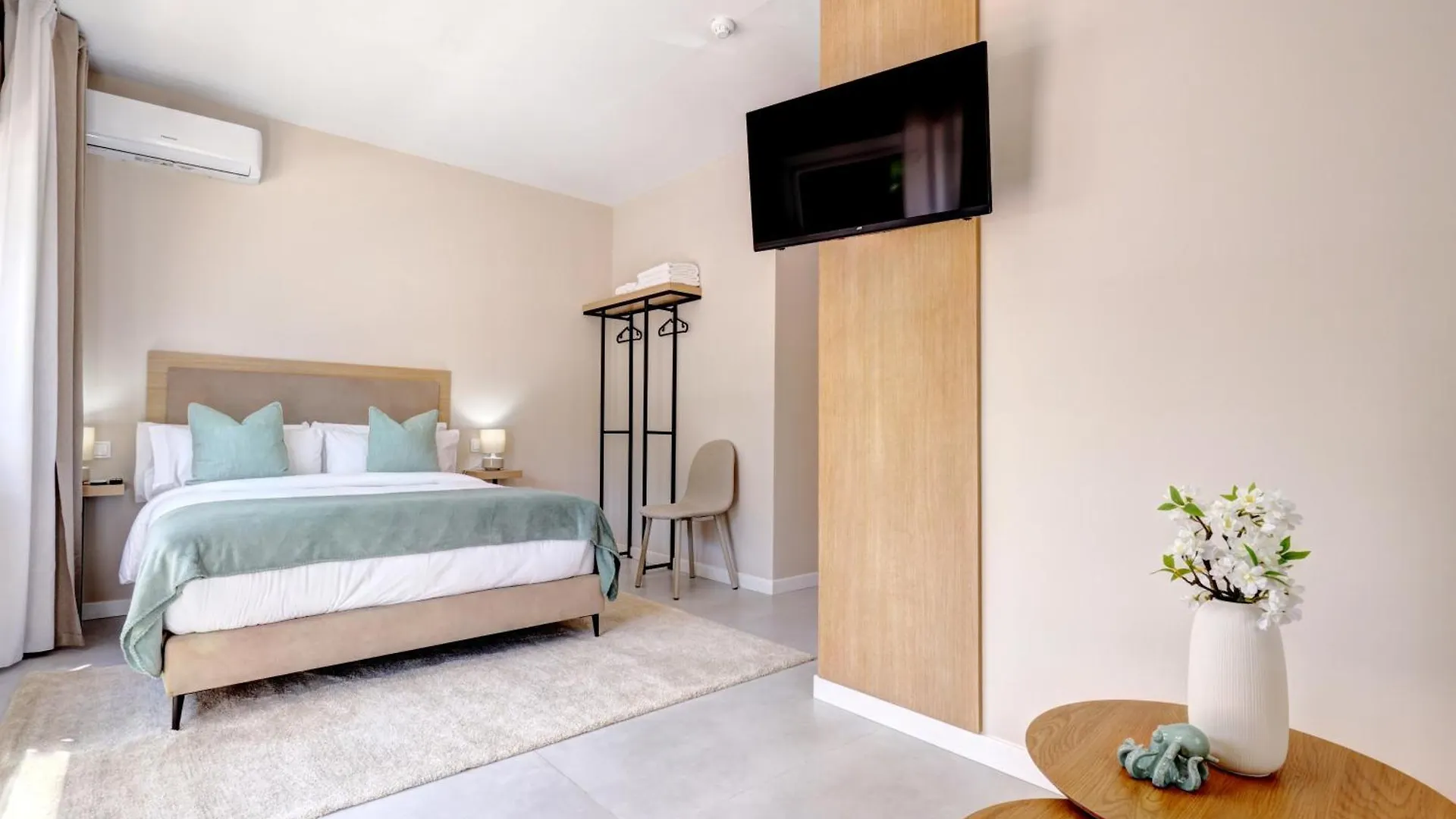Guest house Hostal Puerta Almar Estepona Spain
