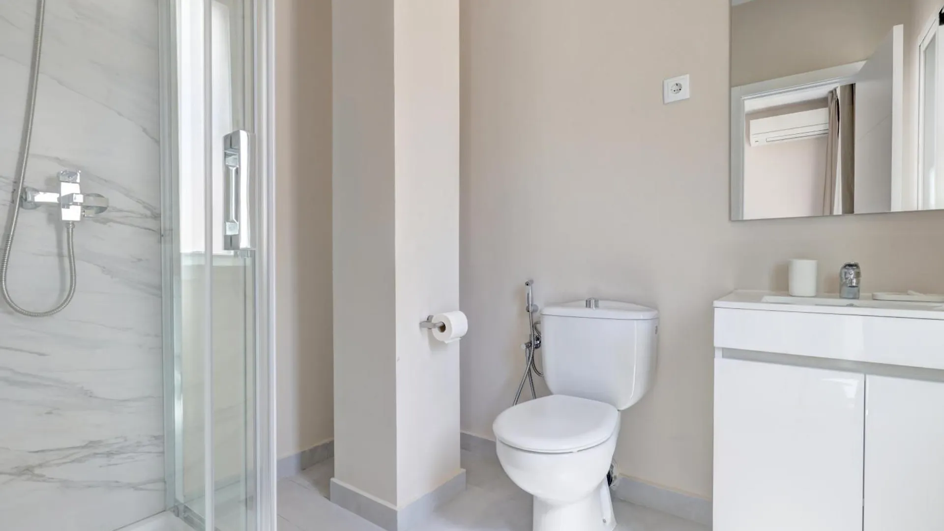 Hostal Puerta Almar Estepona