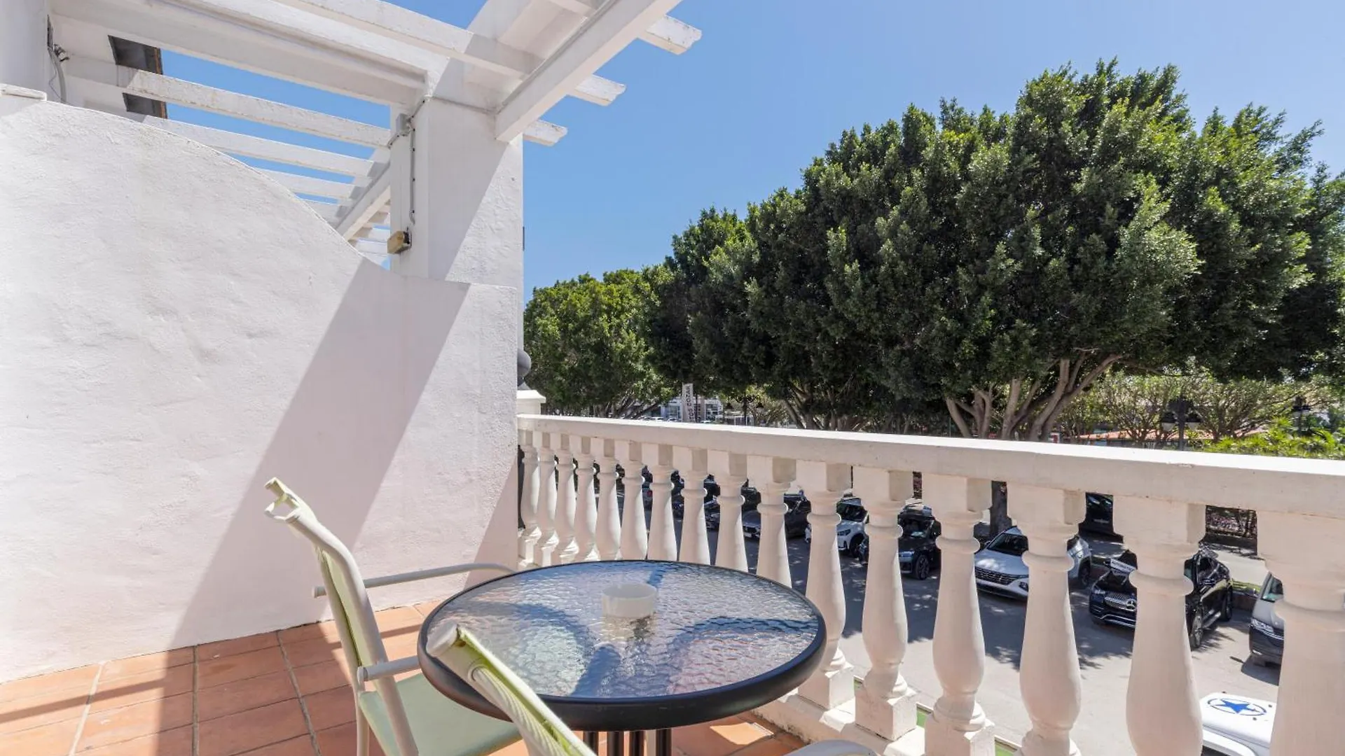 Guest house Hostal Puerta Almar Estepona